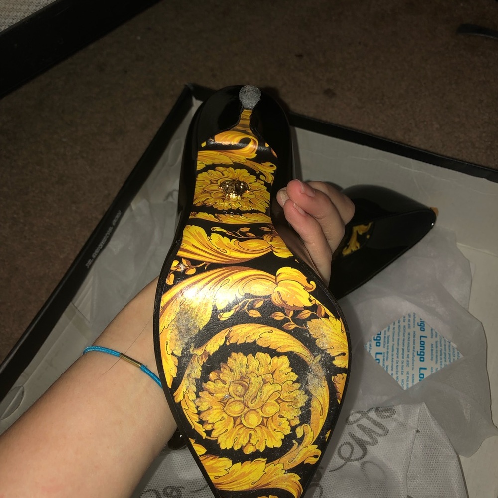 Versace Heels - Picture 2 of 9